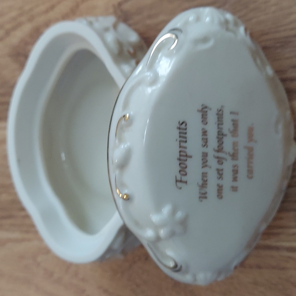 Vintage 1997 Lenox Musical Trinket Box